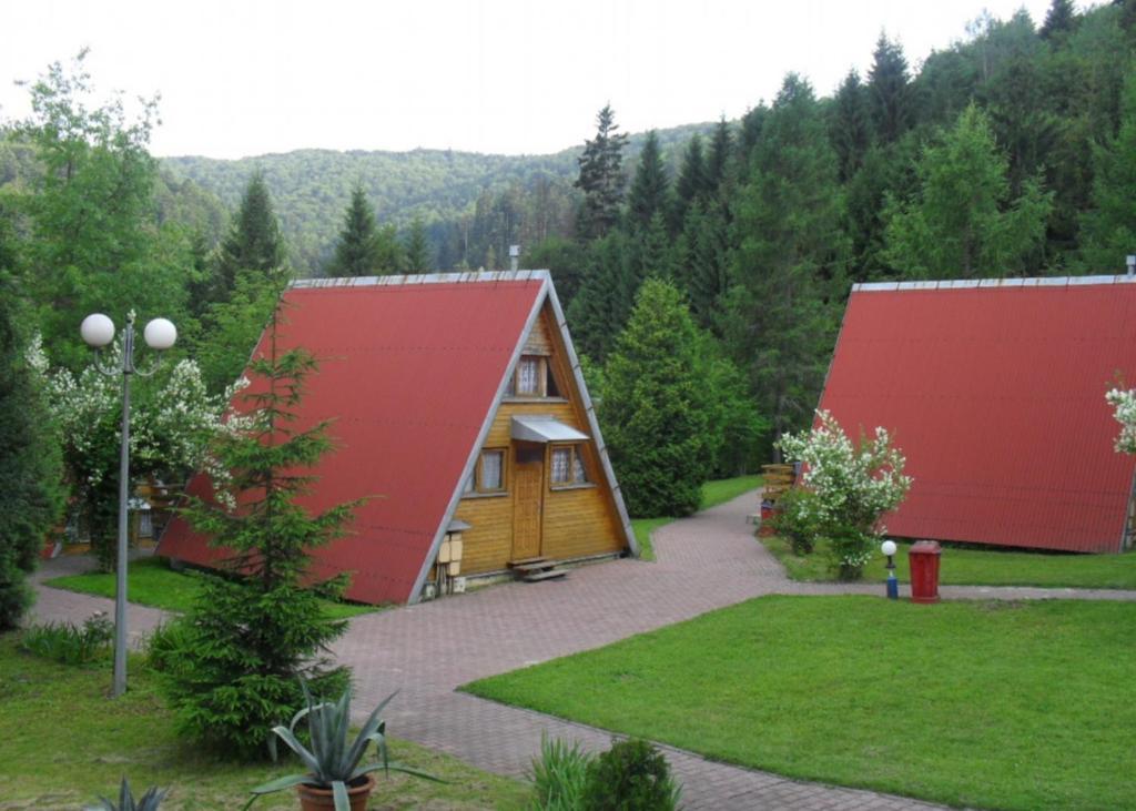 Perelka Natura Tour Hotel Cisna Buitenkant foto